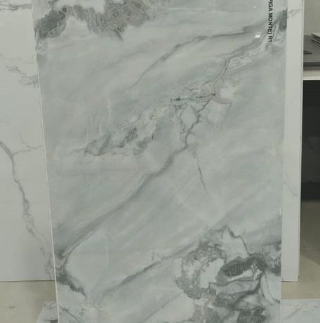 Carrelage 60x120 effet marbre – sol & mur – neuf